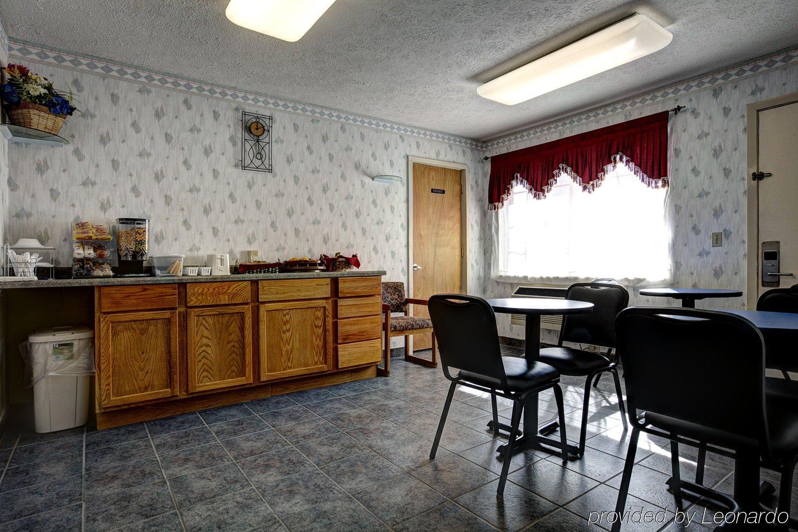Americas Best Value Inn Of Decatur Restaurante foto